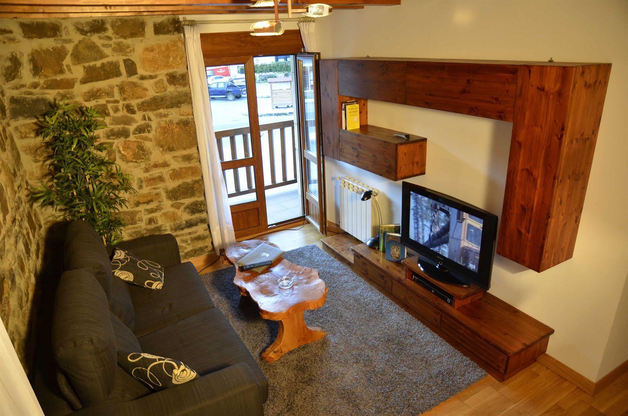 Apartamentos Spa Cantabria Infinita Cillorigo de Liebana Εξωτερικό φωτογραφία