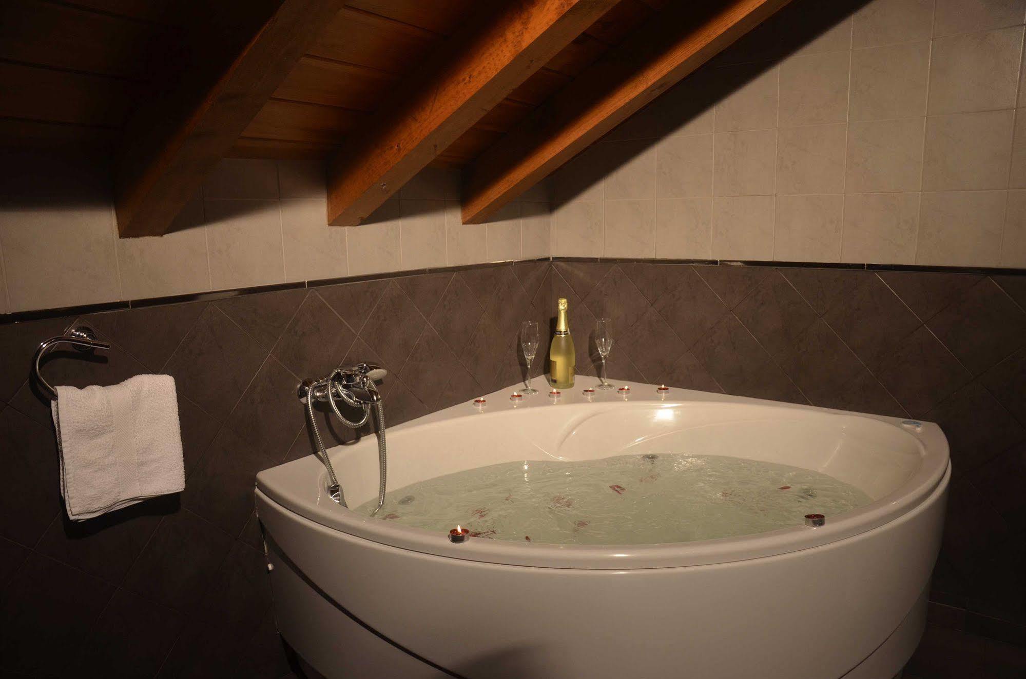 Apartamentos Spa Cantabria Infinita Cillorigo de Liebana Εξωτερικό φωτογραφία